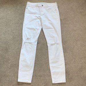 Articles of Society White size 28 ripped Jeans